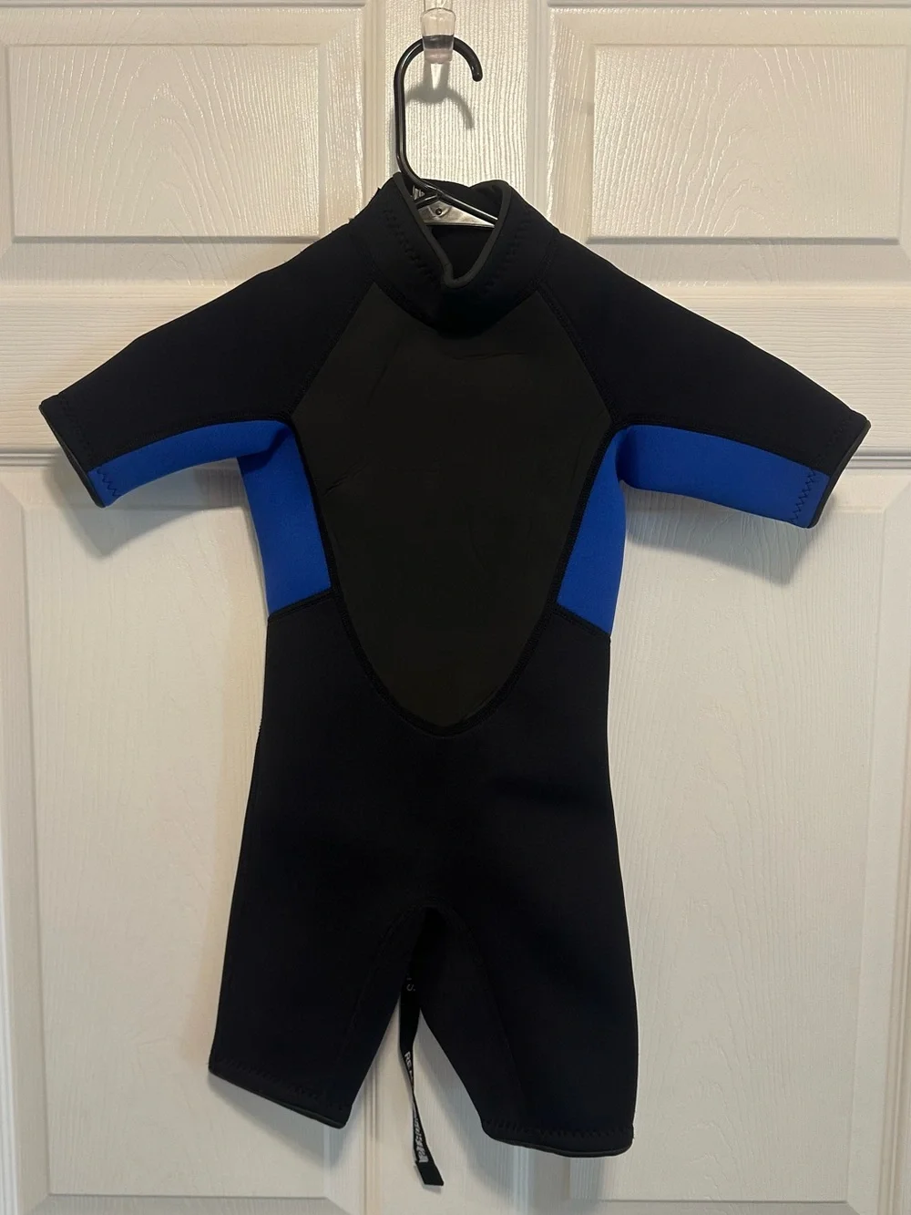 Kids Short Sleeve One-Piece Wetsuit - Black with Blue Panels